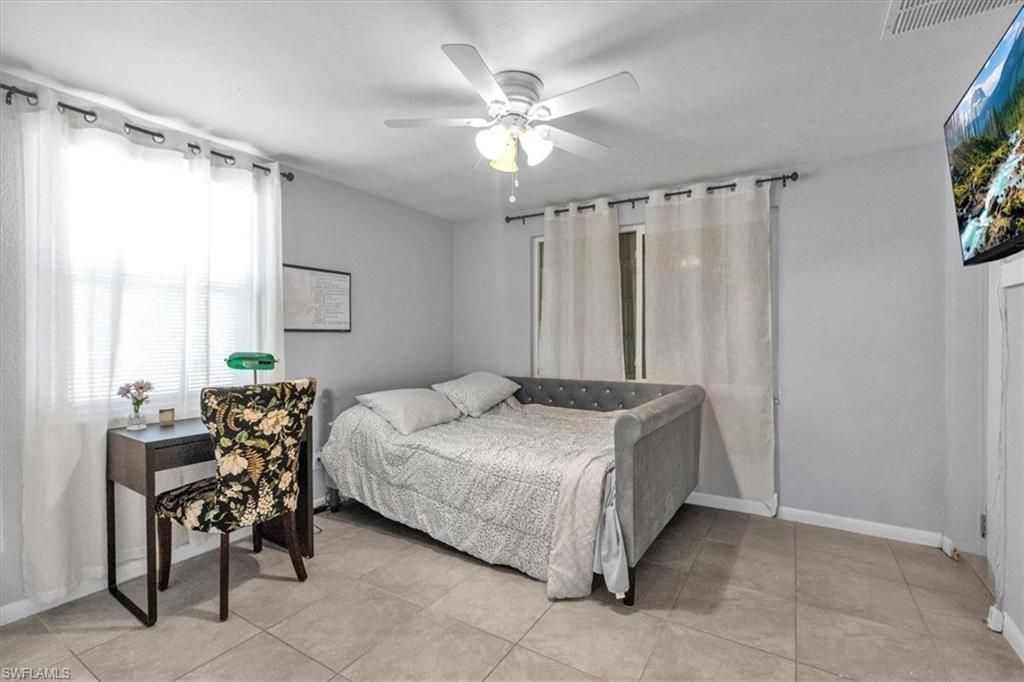 323 Hollywood St, Lehigh Acres, FL 33936 Photo