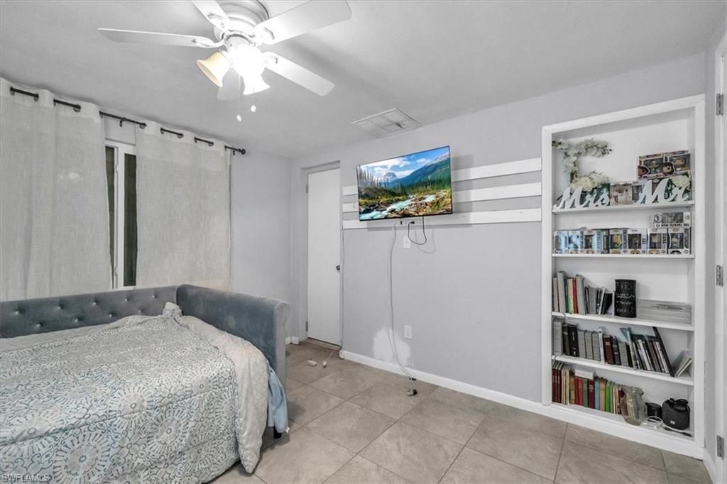 323 Hollywood St, Lehigh Acres, FL 33936 Photo