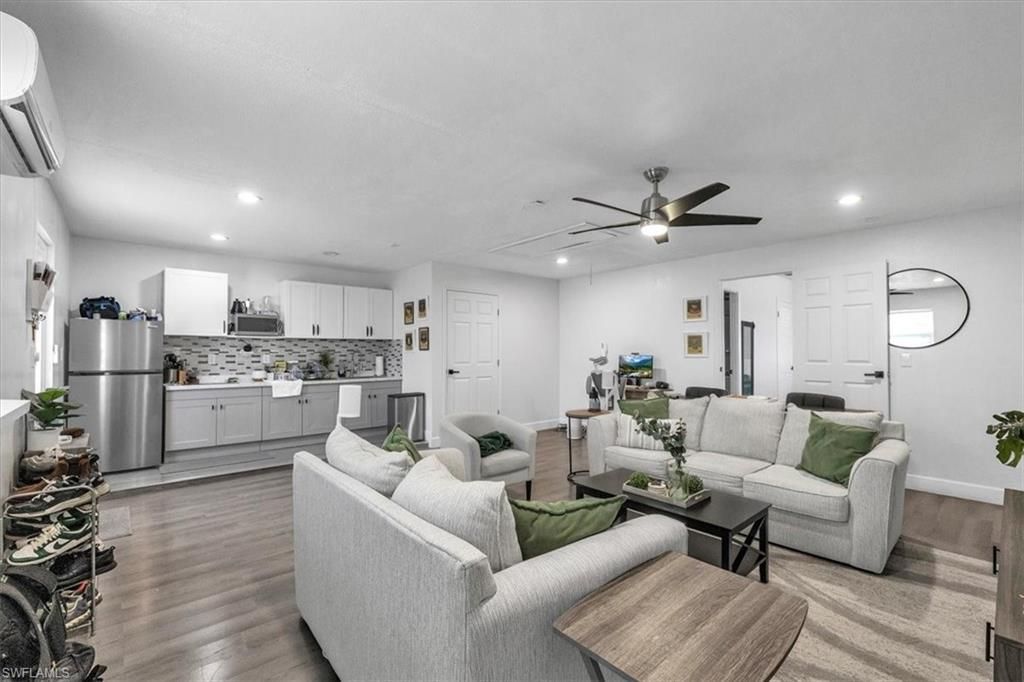 323 Hollywood St, Lehigh Acres, FL 33936 Photo