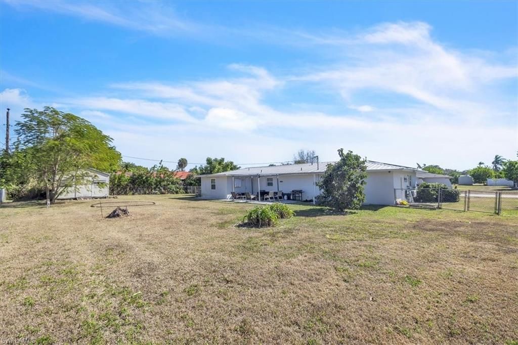 323 Hollywood St, Lehigh Acres, FL 33936 Photo