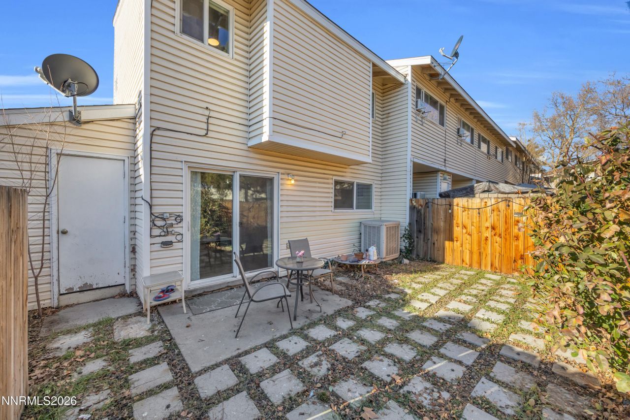 3505 Willow Hills Circle, Reno, NV 89512 Photo