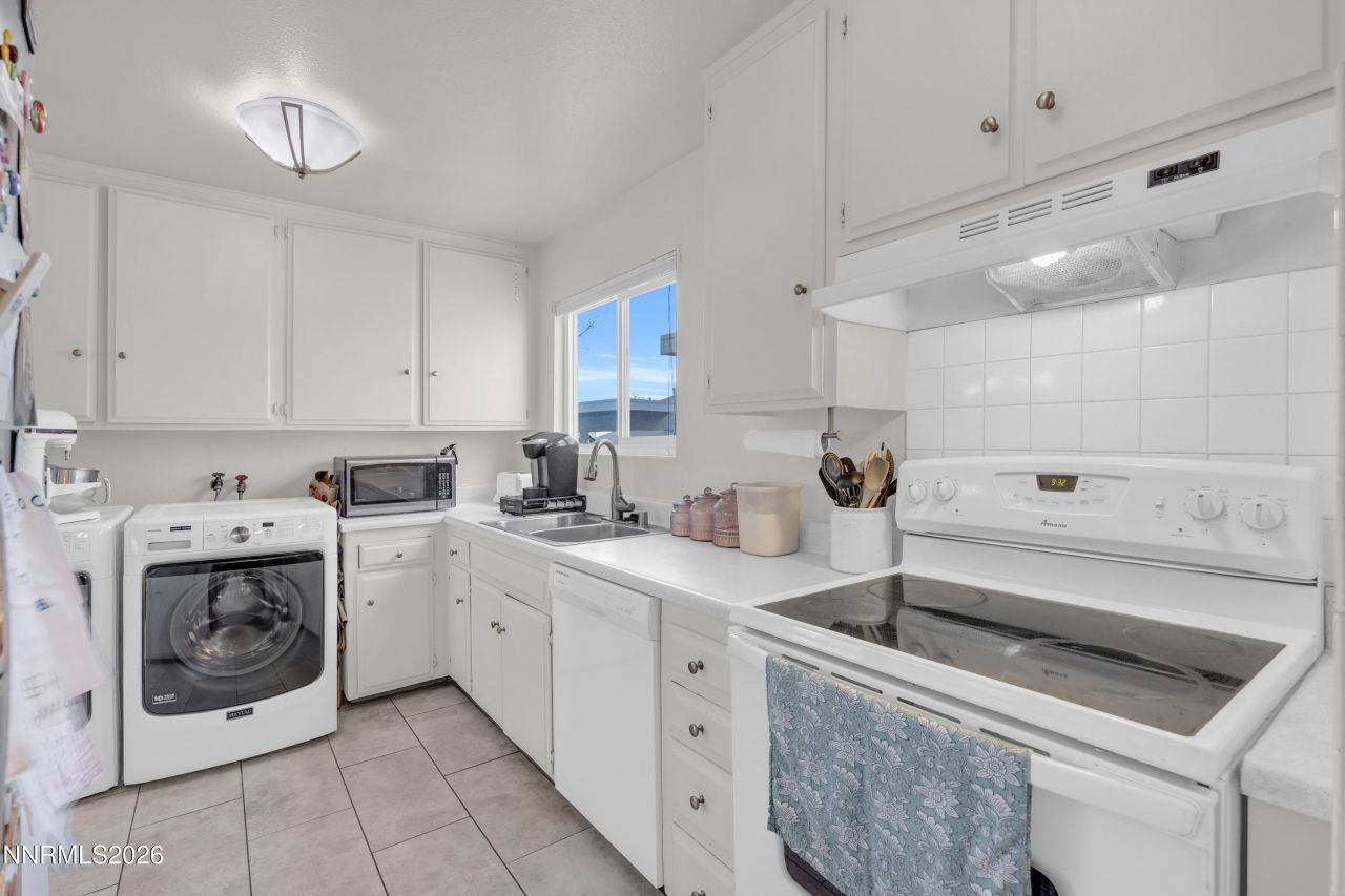 3505 Willow Hills Circle, Reno, NV 89512 Photo