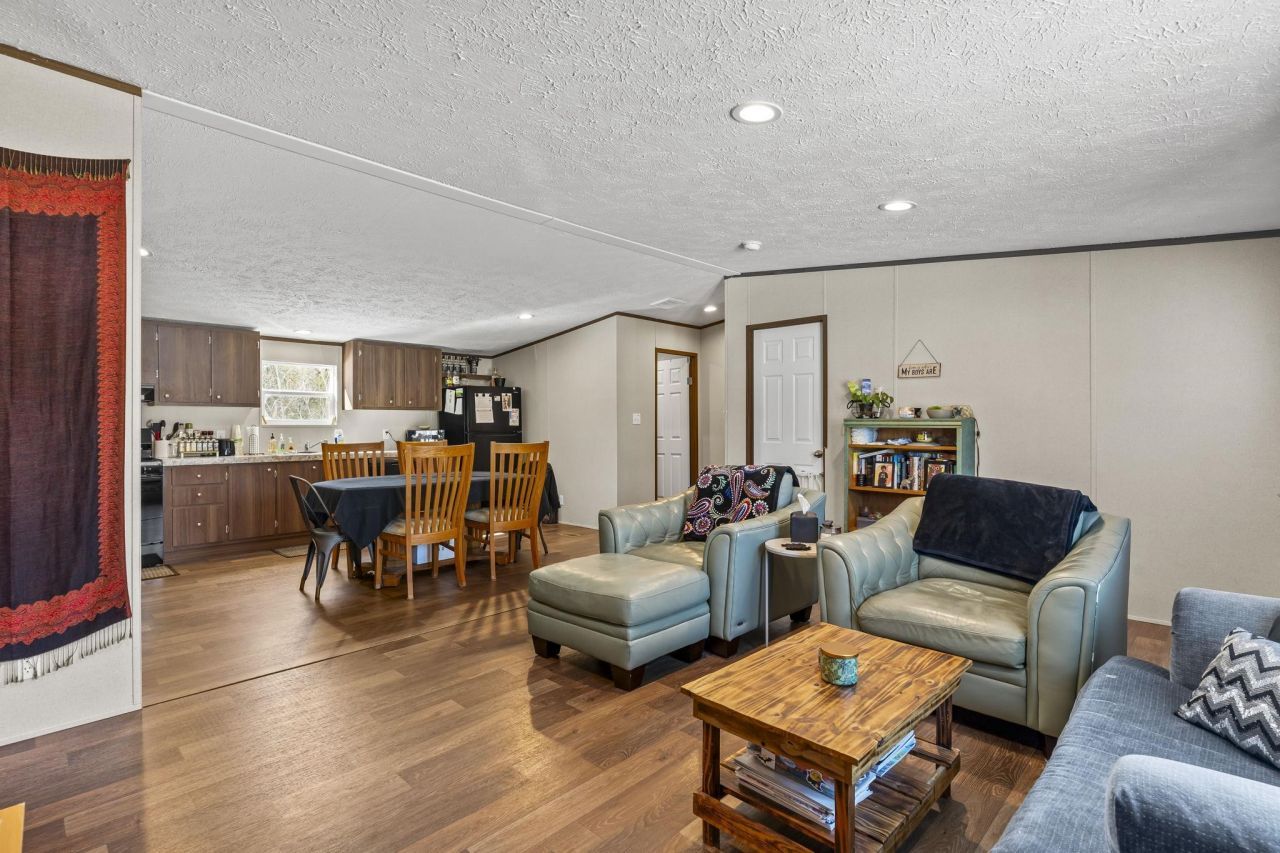 2831 Gobblers Run Photo 7