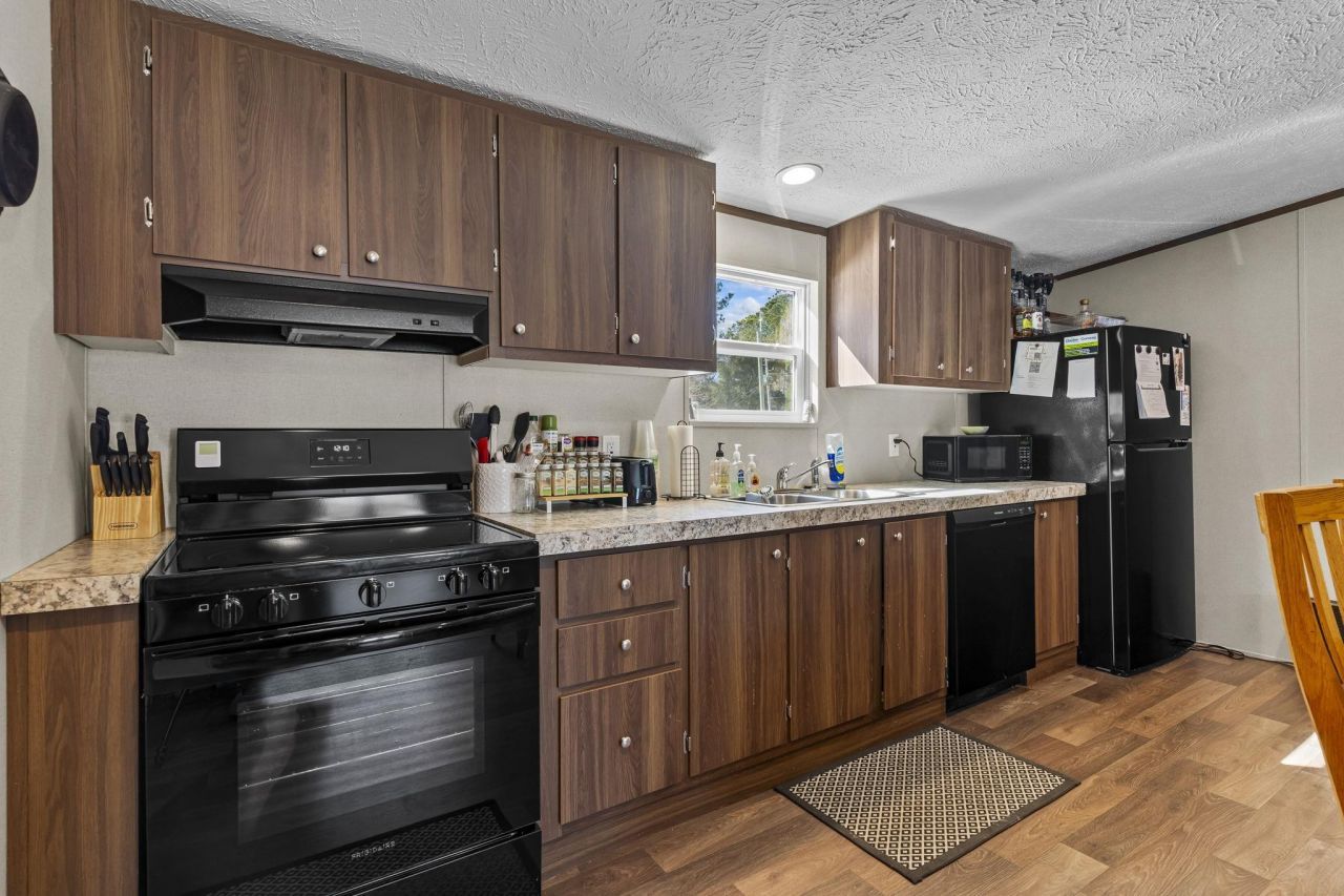 2831 Gobblers Run Photo 9