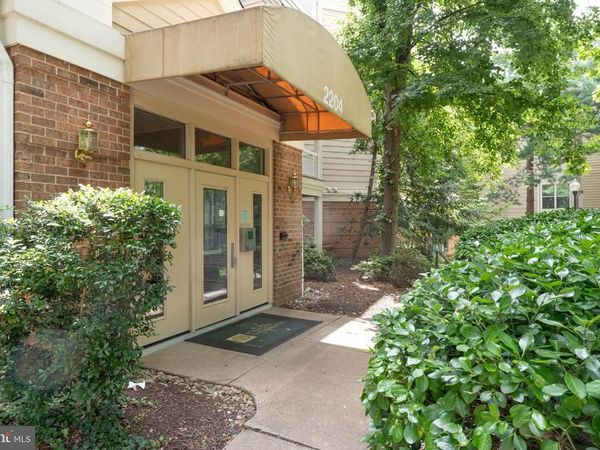 2204 WESTCOURT LANE, Unit 210, HERNDON, VA 20170