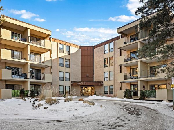 6650 Vernon Avenue S, Unit 116, Edina, MN 55436