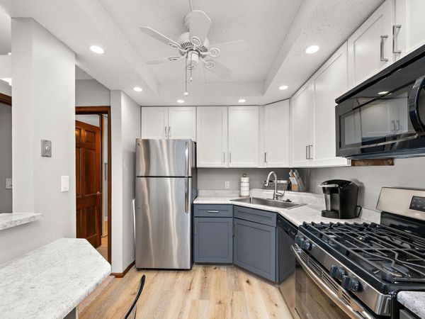 6650 Vernon Avenue S, Unit 116, Edina, MN 55436