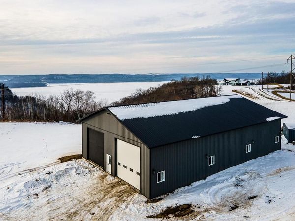 N123 ECKERT LANE, Genoa, WI 54632