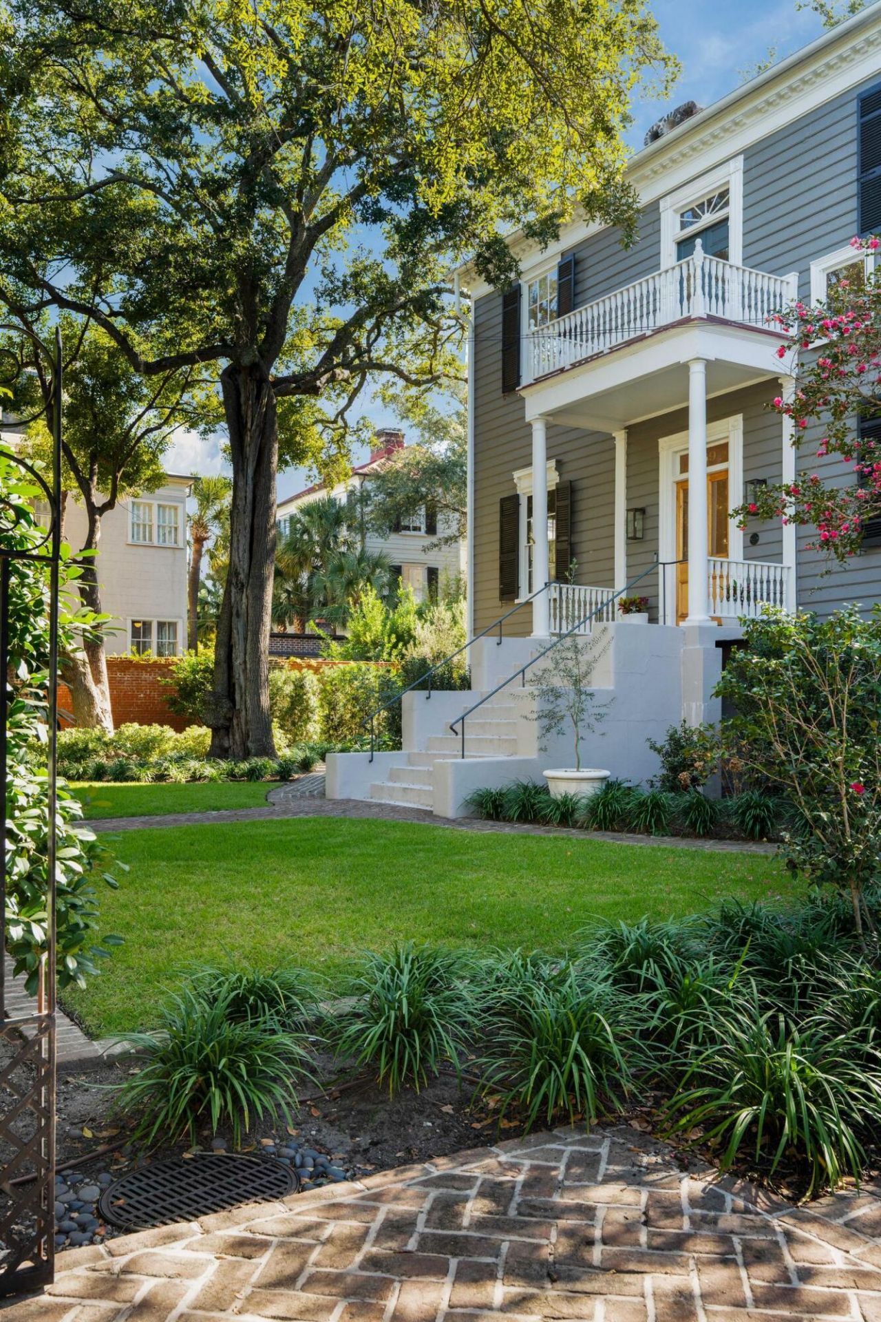 169 Wentworth Street Photo 106