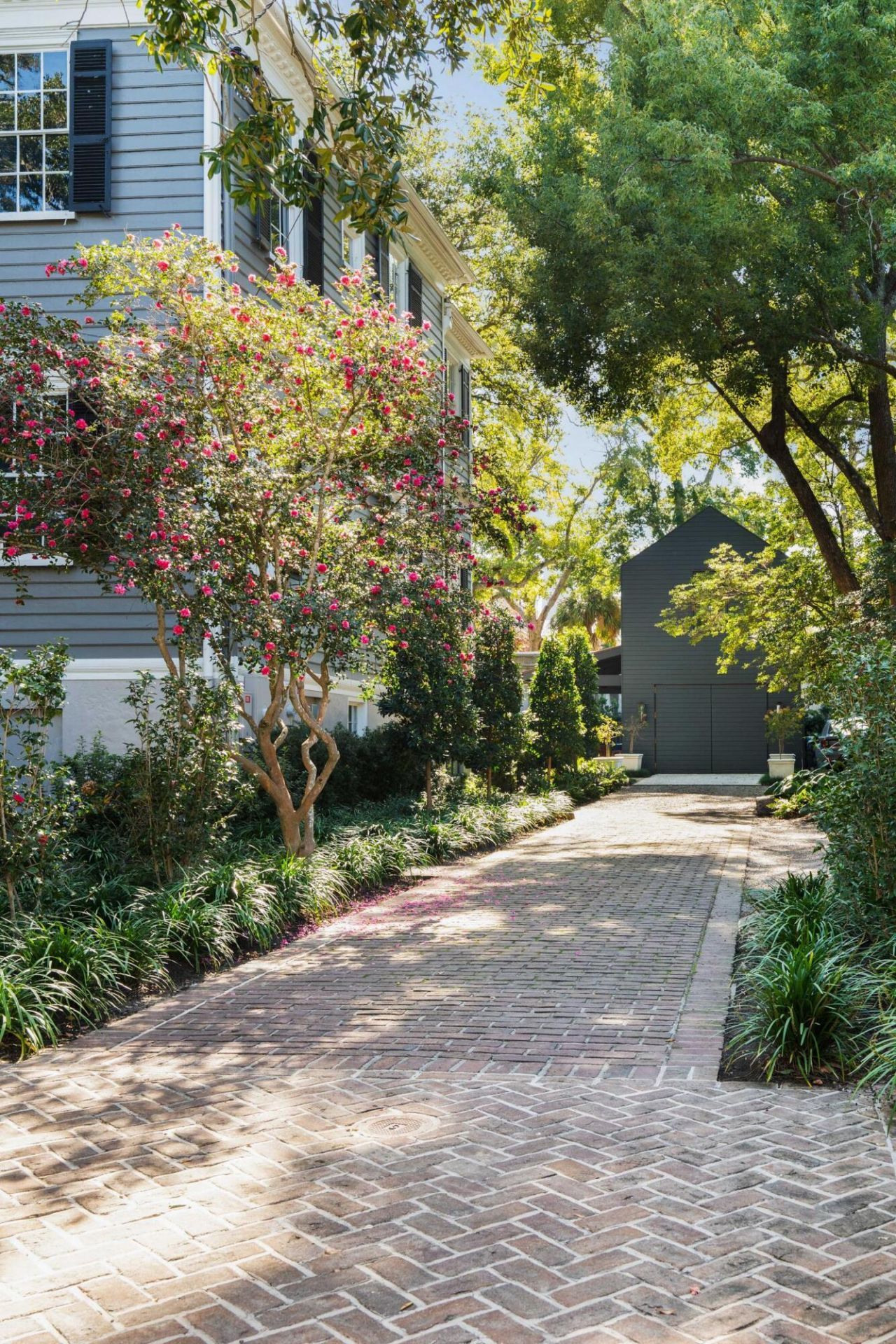 169 Wentworth Street Photo 107