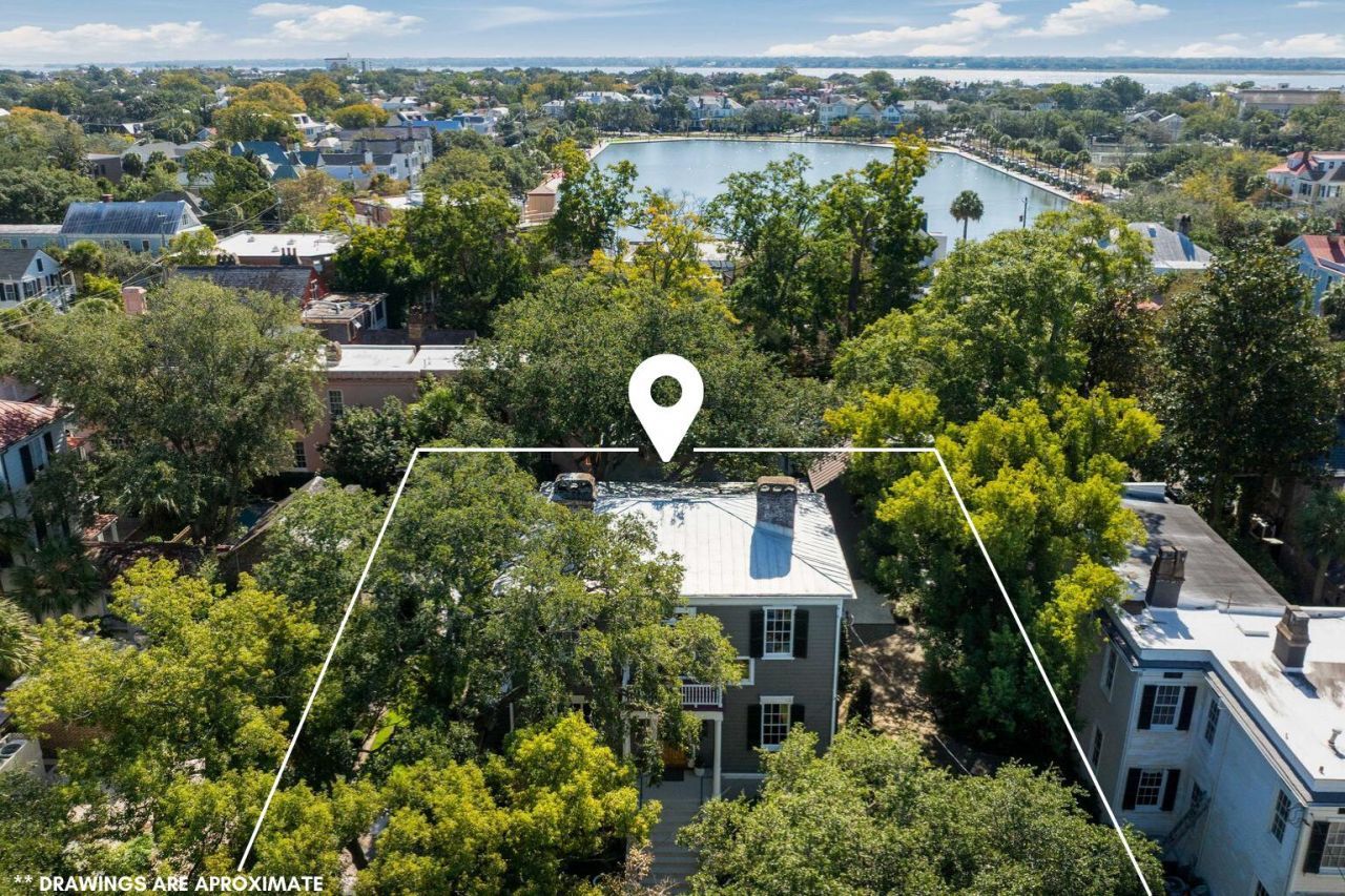 169 Wentworth Street Photo 111