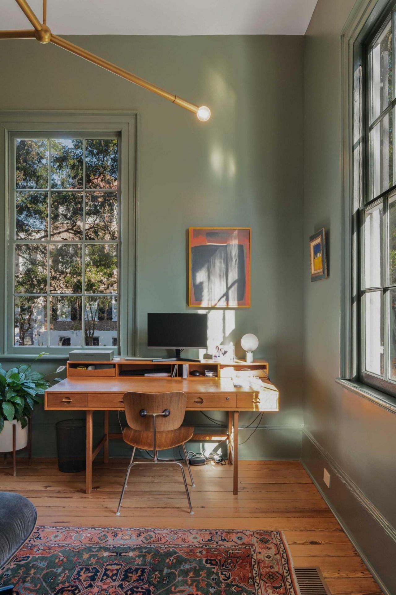 169 Wentworth Street Photo 36