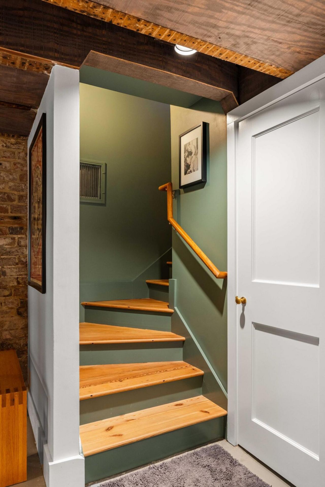 169 Wentworth Street Photo 66