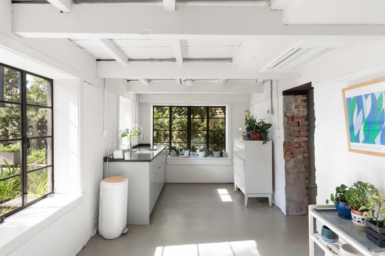 169 Wentworth Street Photo 71