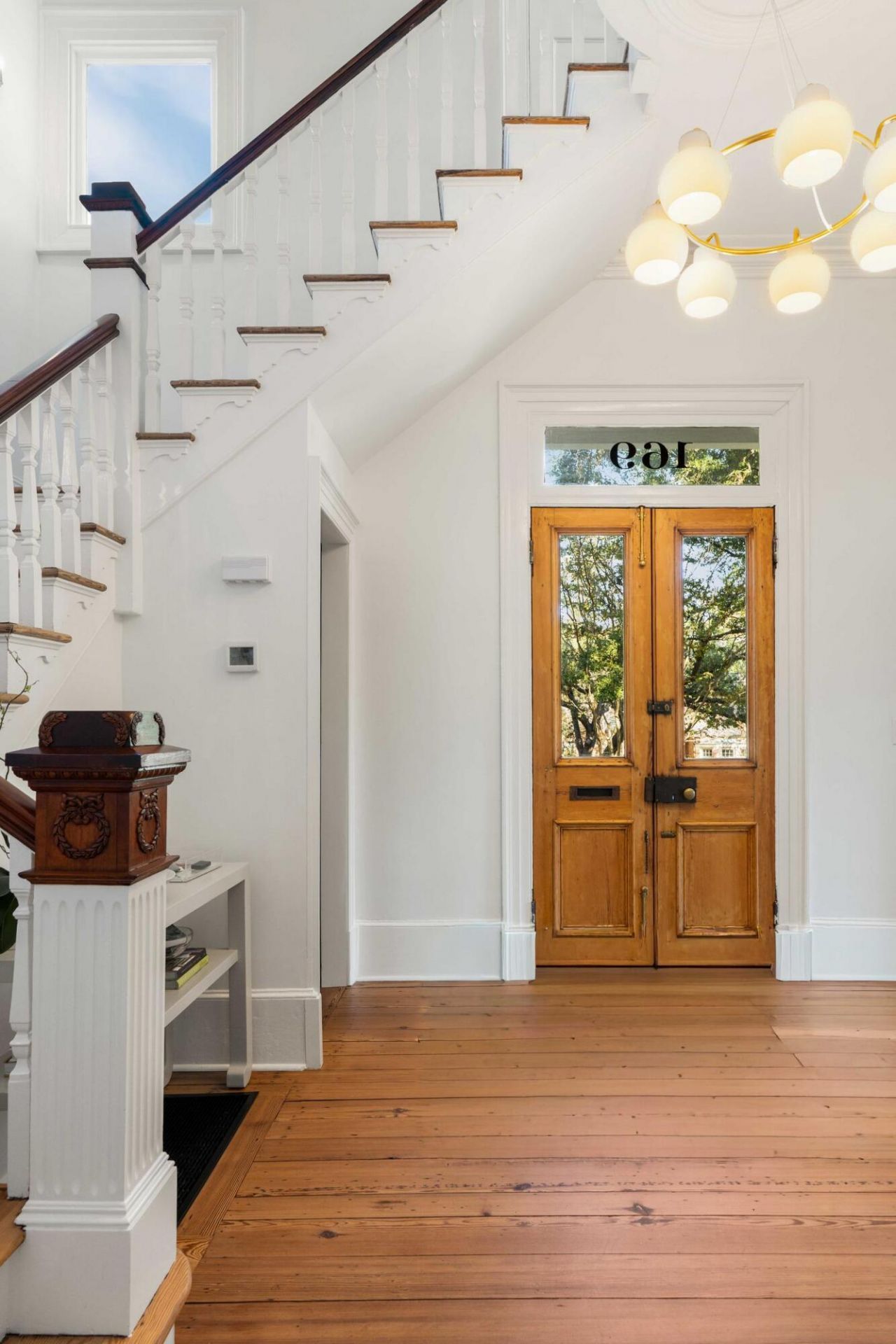 169 Wentworth Street Photo 8