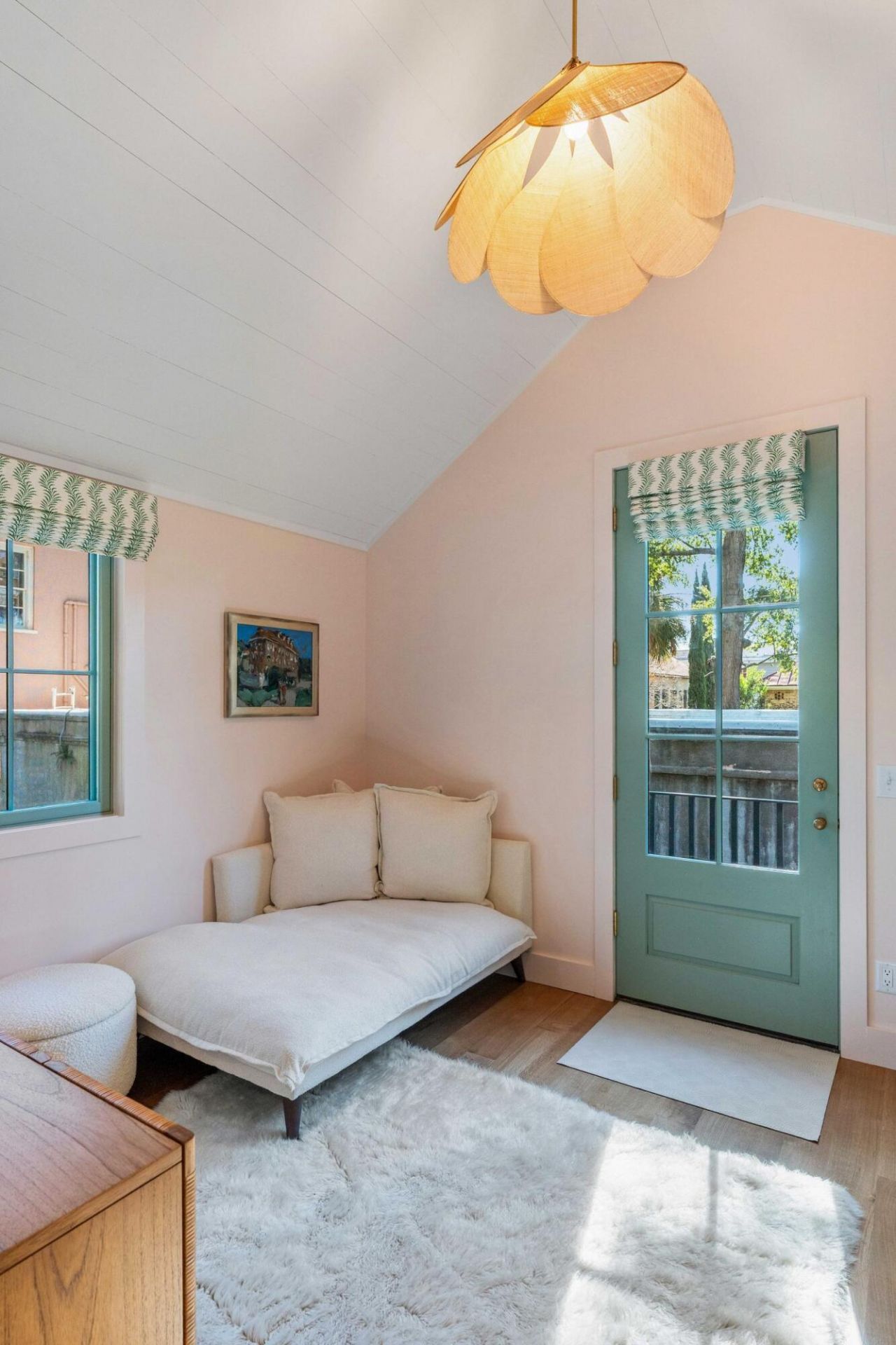 169 Wentworth Street Photo 80