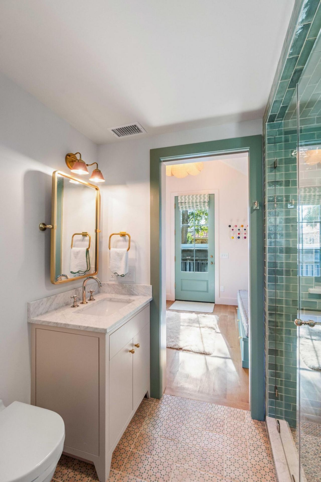 169 Wentworth Street Photo 84