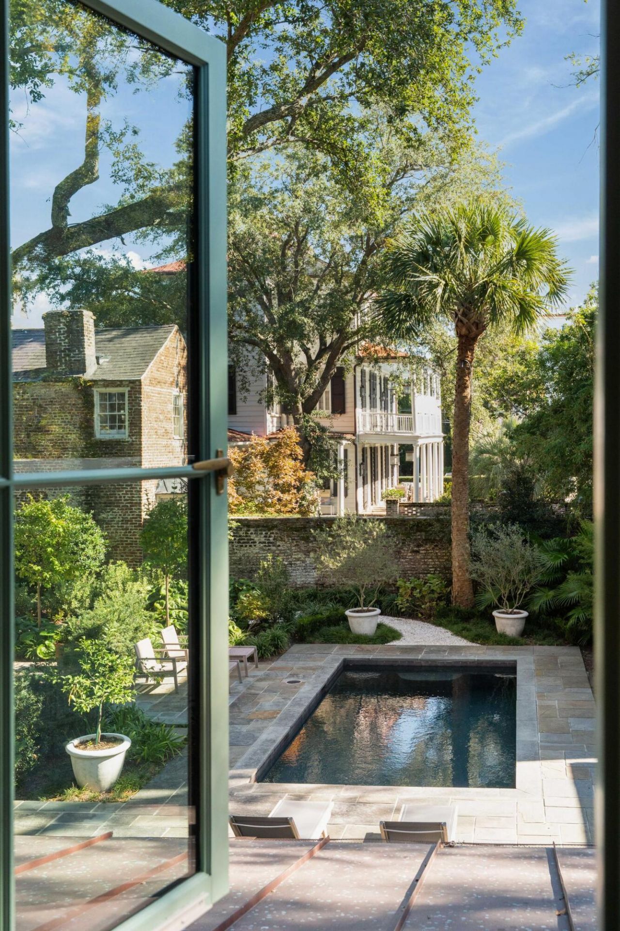 169 Wentworth Street Photo 86