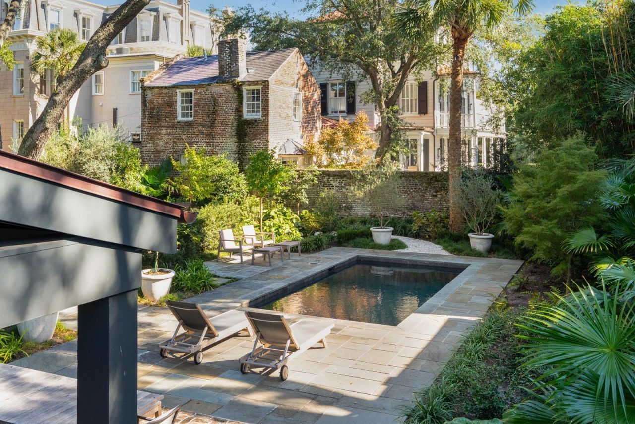 169 Wentworth Street Photo 87