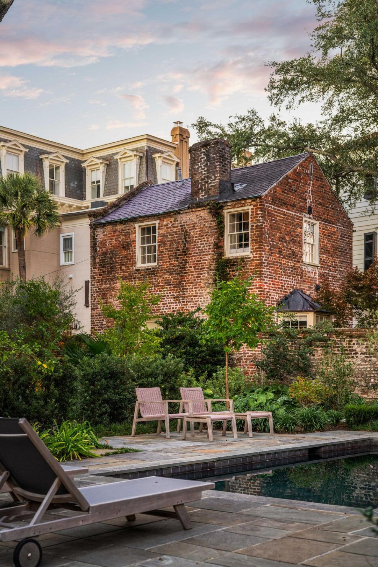 169 Wentworth Street Photo 95