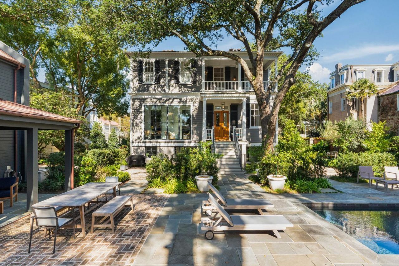 169 Wentworth Street Photo 98