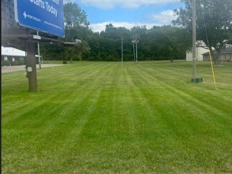 1531 S Conwell Avenue, Willard, OH 44890 Photo 2