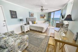 9550 Shore Dr. photo 4