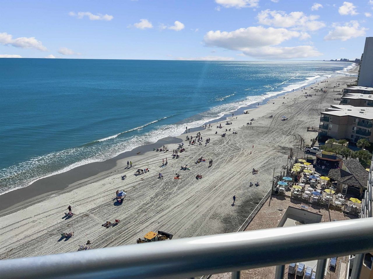 9550 Shore Dr. Photo 3