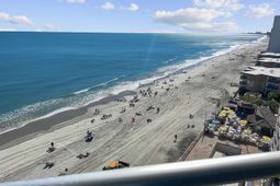 9550 Shore Dr. photo 4