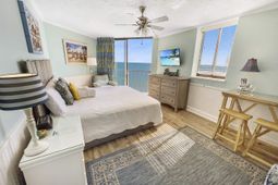 9550 Shore Dr. photo 4