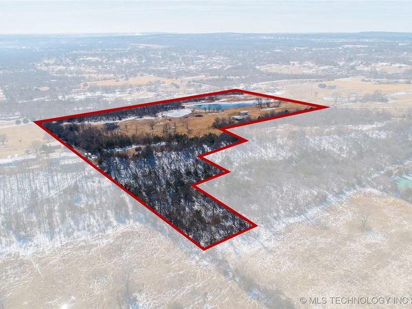 516 E Krebs Lake Road , Krebs, OK 74501