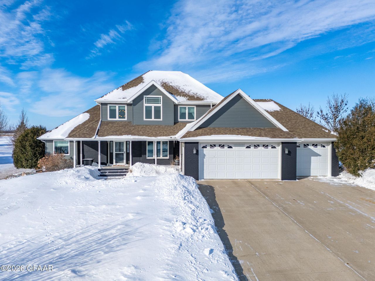 2519 St. Andrews Dr Nw, East Grand Forks, MN 56721 Main Photo