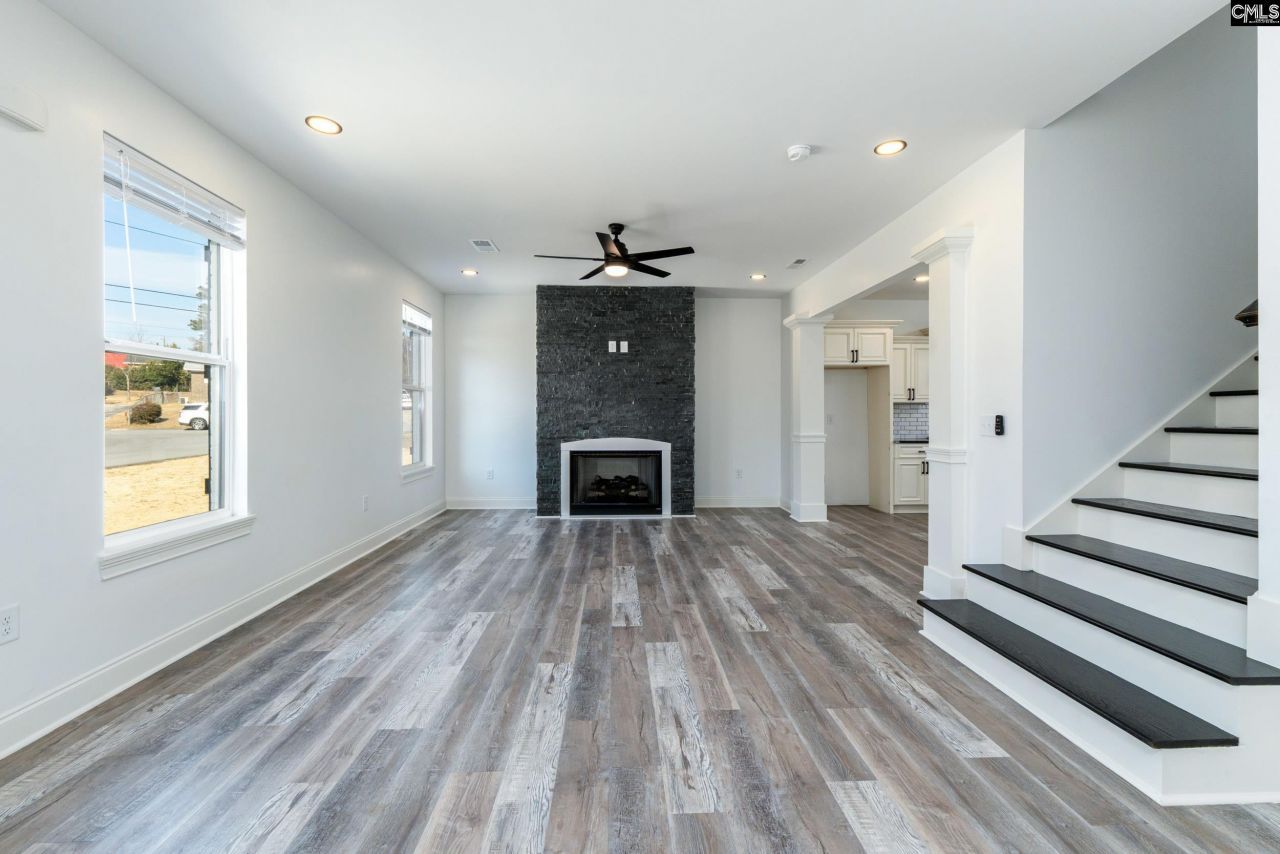 314 Park Lane  Photo 9