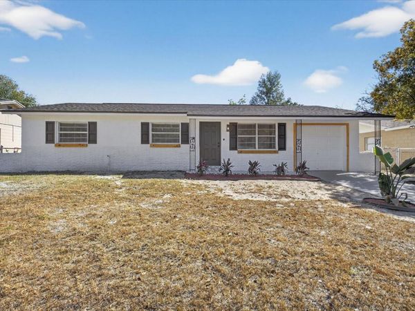 8309 TUPELO DRIVE, TAMPA, FL 33637