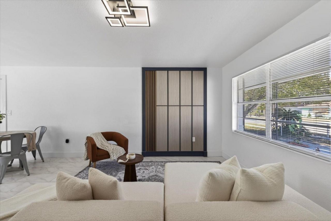 8309 Tupelo Drive, Tampa, FL 33637 Photo