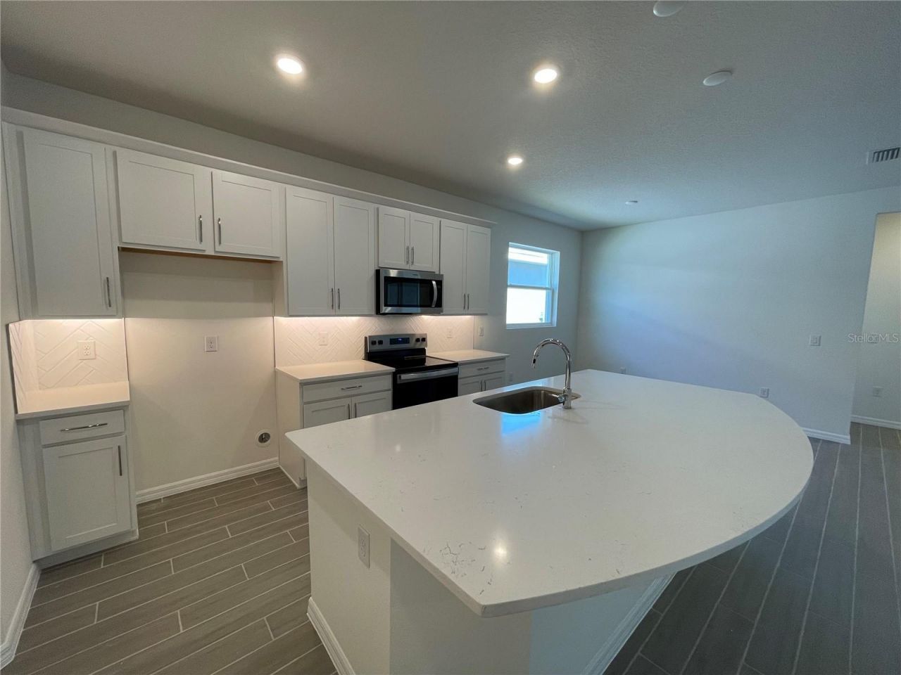17441 Valleywood Parkway, Land O Lakes, FL 34638 Photo