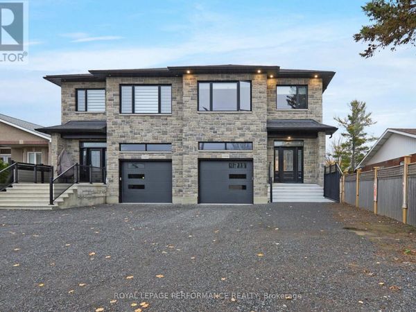 1709 Fisher Ave Avenue, Ottawa, ON K2C1X9