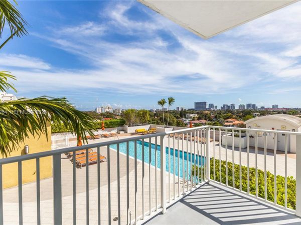 3180 SW 22nd st, Unit 601, Miami, FL 33145