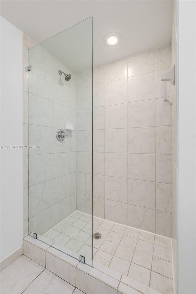 3180 SW 22nd St, Unit 601, Miami, FL 33145 Photo