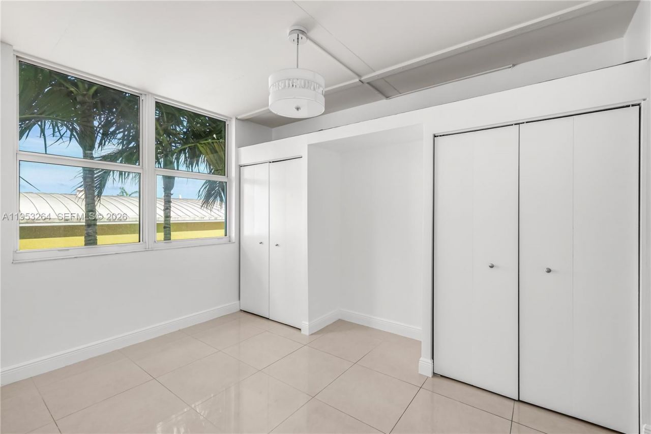 3180 SW 22nd St, Unit 601, Miami, FL 33145 Photo