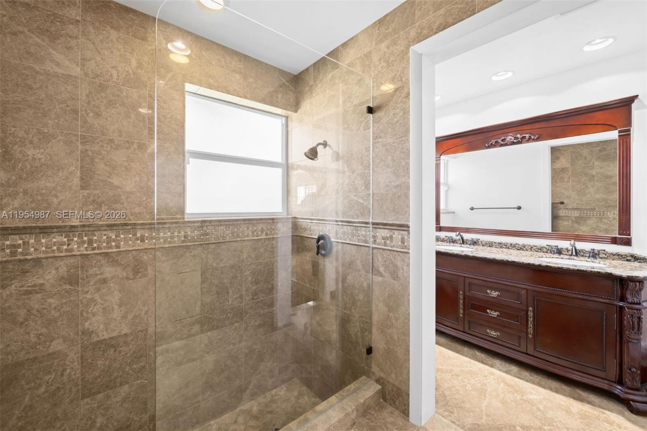 6200 NE 21st Rd, Fort Lauderdale, FL 33308 Photo