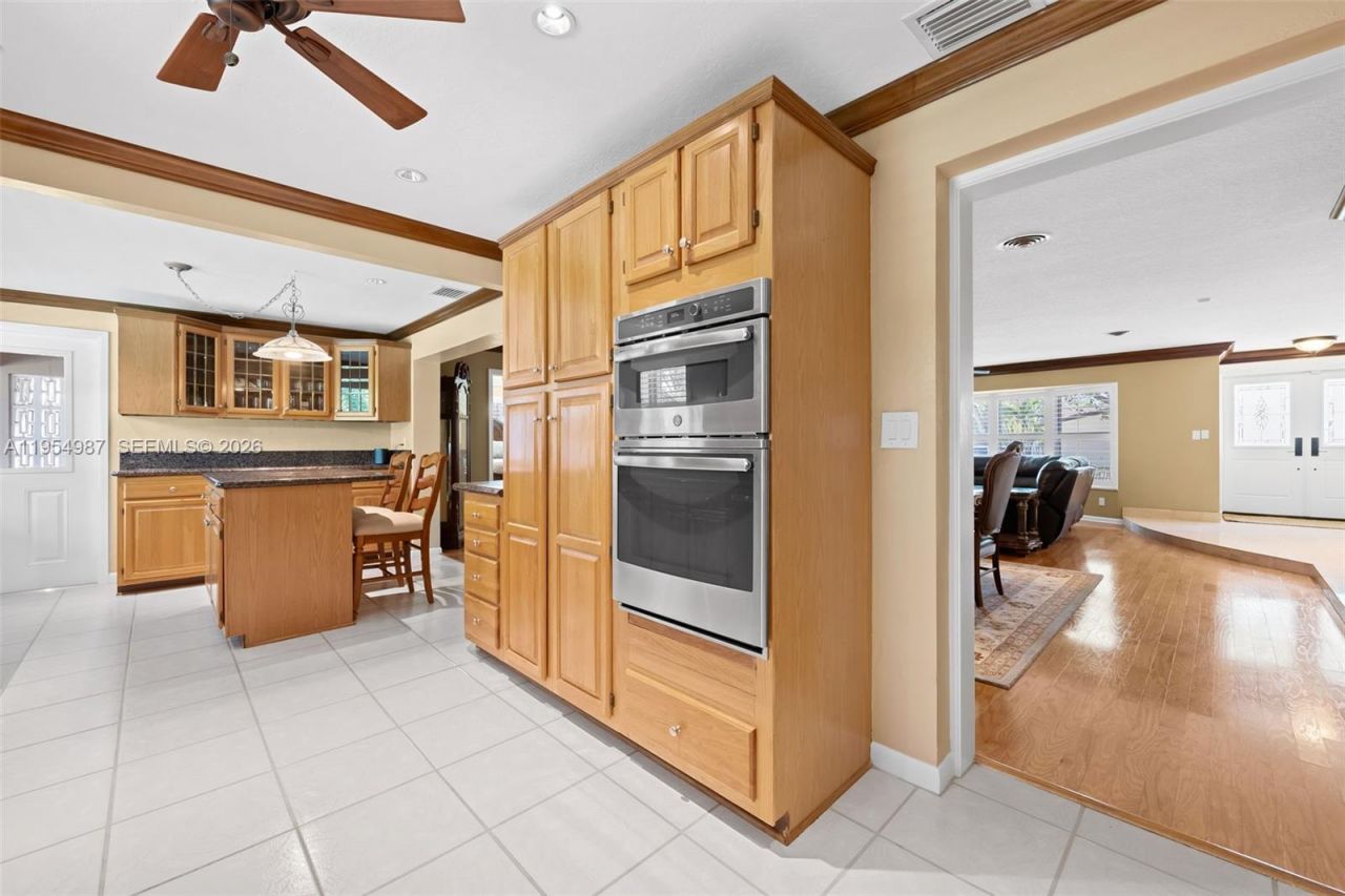 6200 NE 21st Rd, Fort Lauderdale, FL 33308 Photo