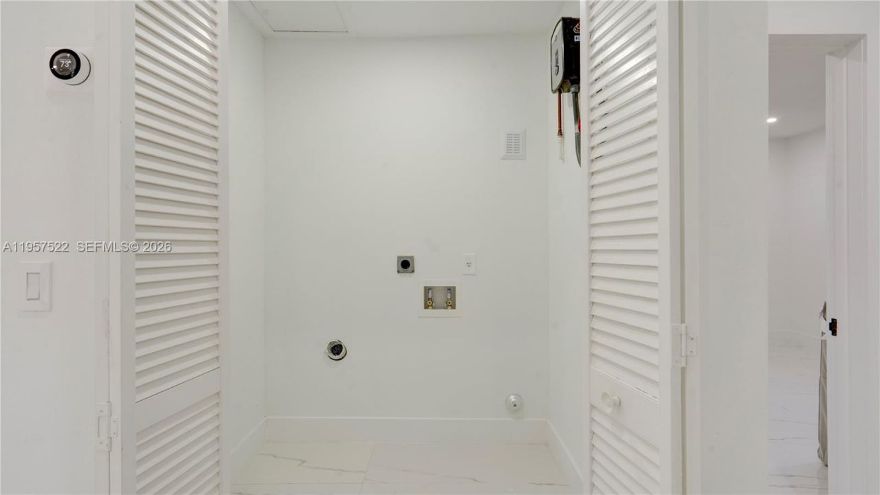 315 NE 160th Ter, Miami, FL 33162 Photo