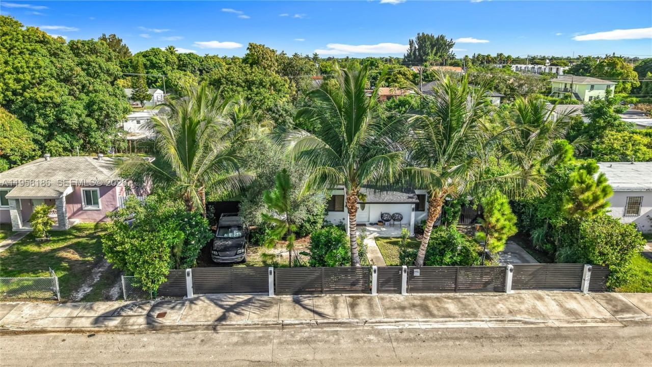 10045 SW 172nd St, Miami, FL 33157 Photo