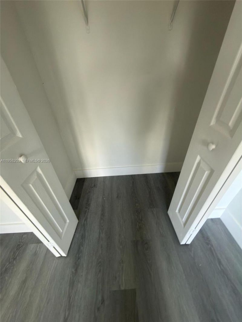 930 NE 34th Ave, Unit 201, Homestead, FL 33033 Photo