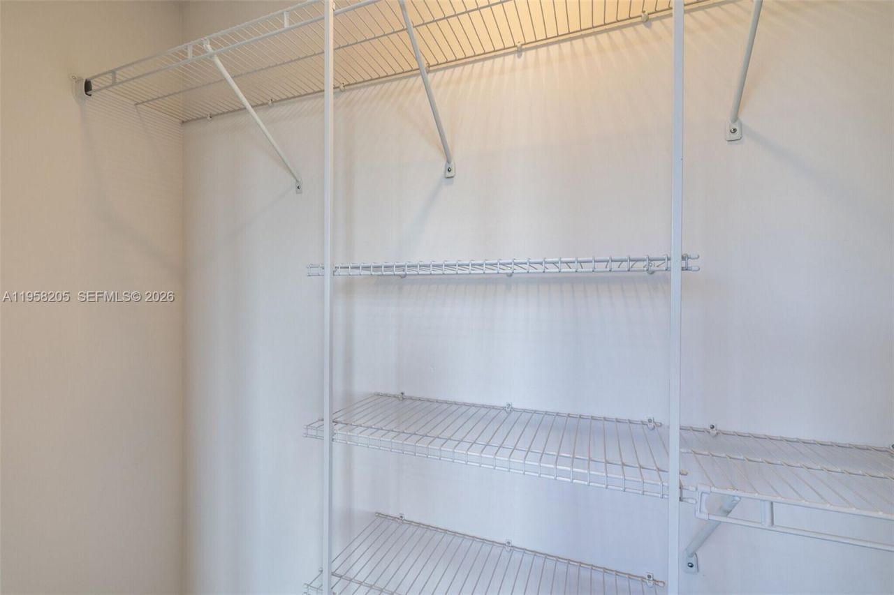 1376 SW 4th St , Unit 401, Miami, FL 33135 Photo