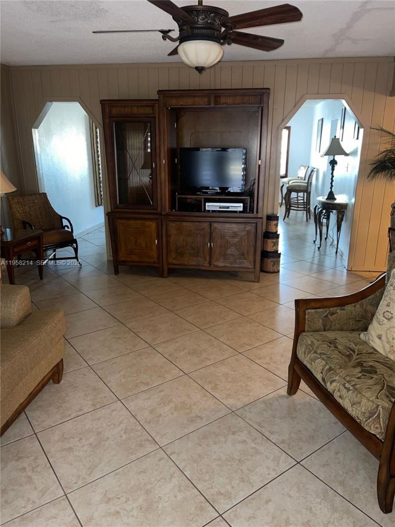 6510 Park St , Hollywood, FL 33024 Photo