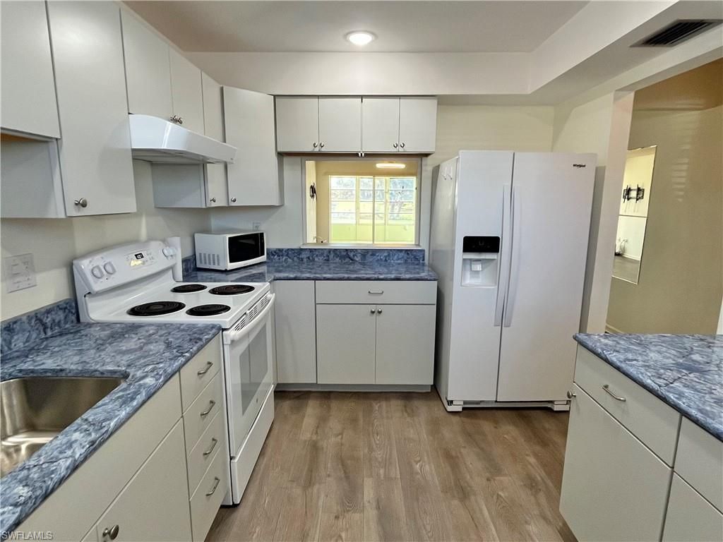 1356 Myerlee Country Club Blvd, Unit 2, Fort Myers, FL 33919 Photo