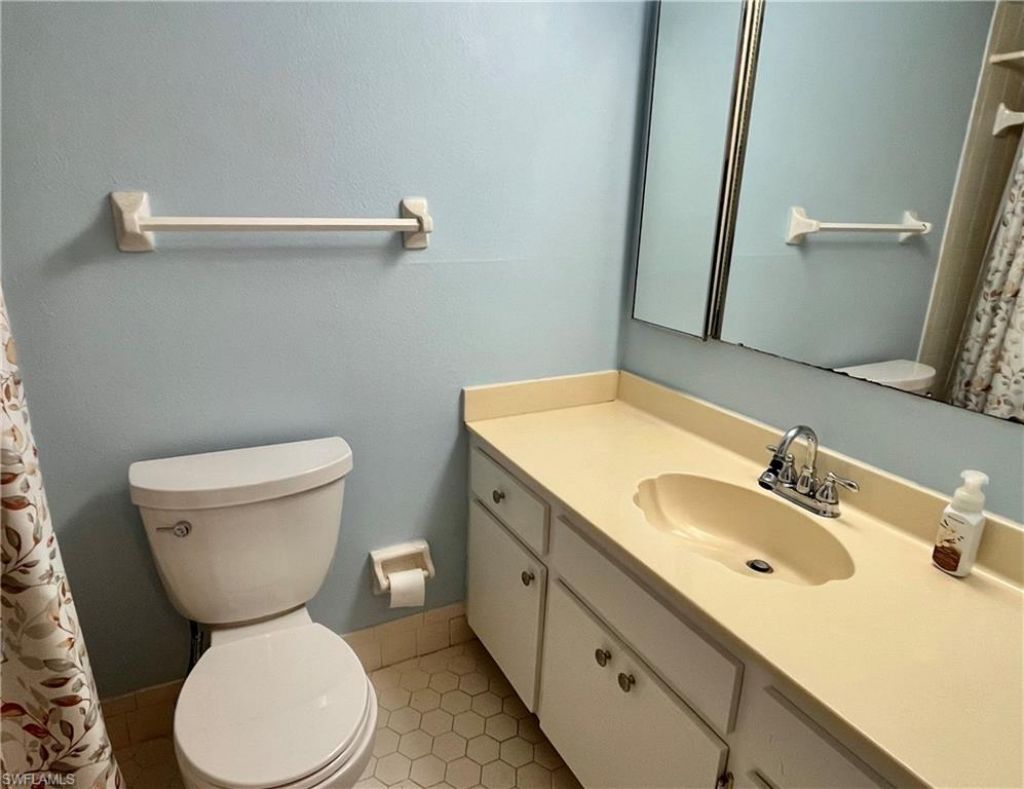1356 Myerlee Country Club Blvd, Unit 2, Fort Myers, FL 33919 Photo