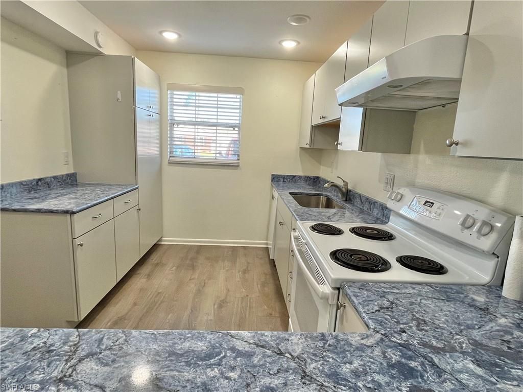 1356 Myerlee Country Club Blvd, Unit 2, Fort Myers, FL 33919 Photo